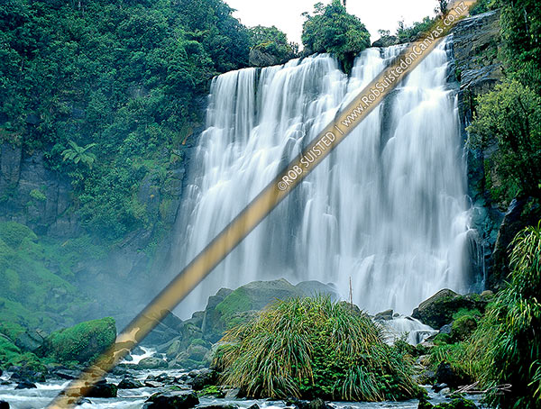 Photo of Marokopa Falls, King Country, Waikato, Waitomo, Waitomo, Waikato Region, New Zealand (NZ)