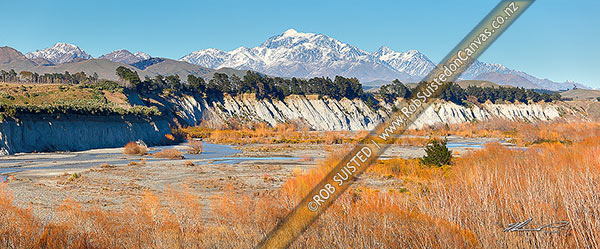 Photo of Mount Tapuae-o-uenuku (2885m), Inland Kaikoura Ranges, above the lower Awatere River Valley. Mt Alarm and Mitre Peak right. Panorama, Awatere Valley, Marlborough, Marlborough Region, New Zealand (NZ)