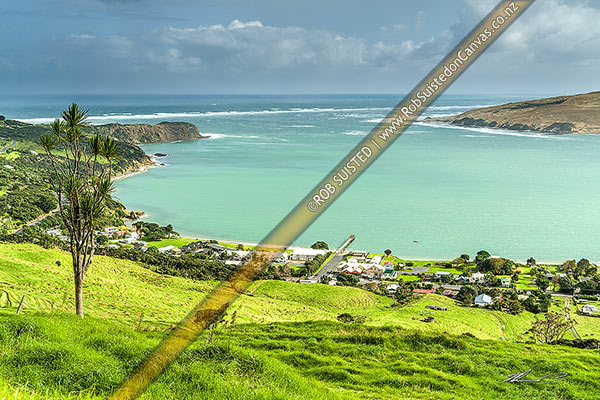 Photo of Hokianga Harbour entrance (South Head at left, North Head at right), seen from above Omapere, nestled inside the harbour, Omapere, Far North, Northland Region, New Zealand (NZ)